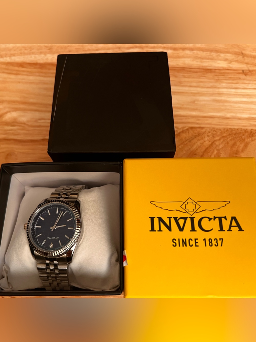 Invicta Men's Silver Bracelet Watch with dark face and fluted bezel 36mm case